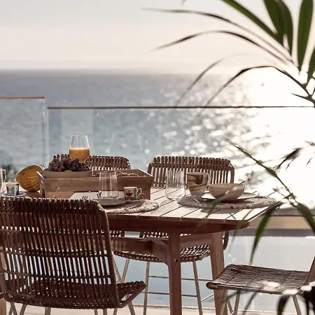 Uparati - Hilltop Sea View Retreat By The Villa *