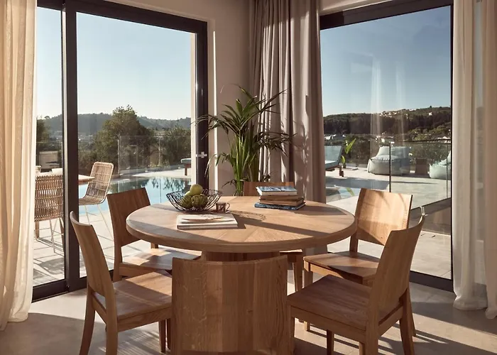 Villa Uparati - Hilltop Sea View Retreat By The
